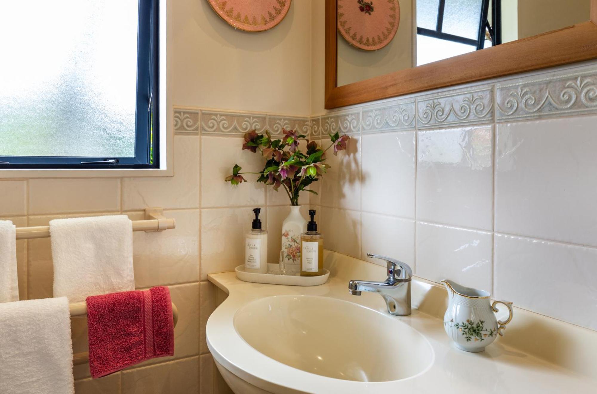 Olive Rabbit - Boutique Bed & Breakfast Turangi Luaran gambar